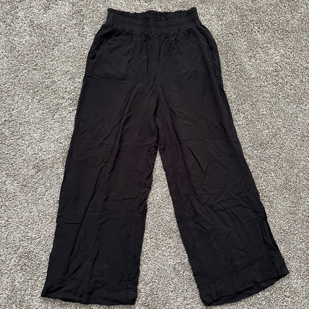 Flowy black pants